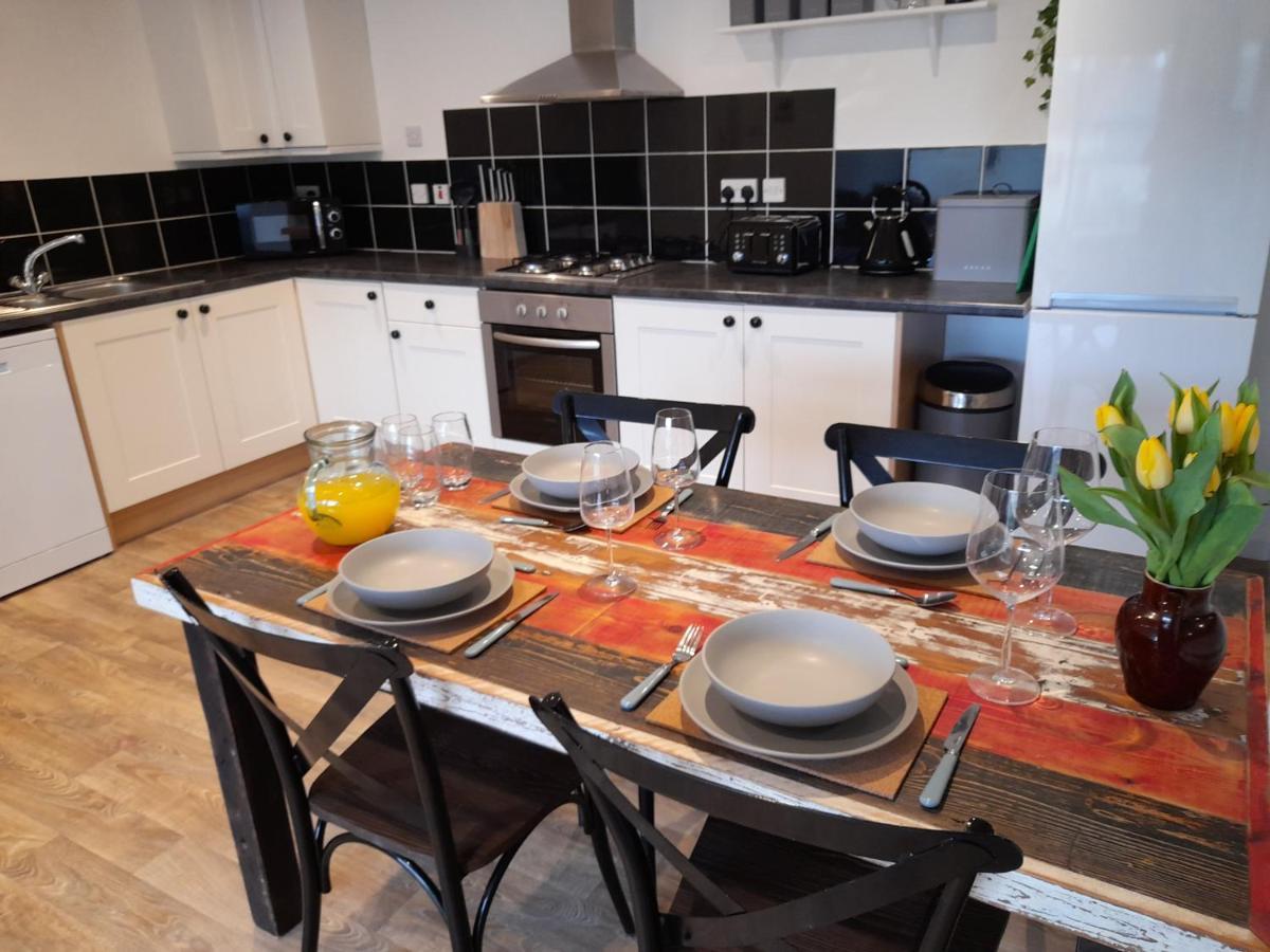 High Tide - 2 Bed Sunny Holiday Home Near Beach With Garden And Parking Кюм Мартин Екстериор снимка